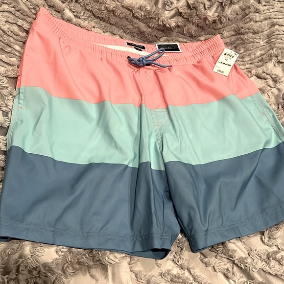Men's Colorblocked 7" Swim Trunks, Created for Macy's - Picture 3 of 8